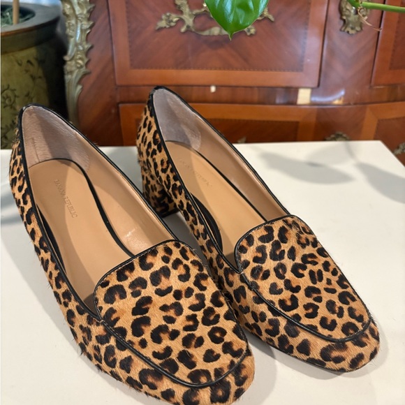 Banana Republic Women’s Leopard Print block heel Calf Loafers Size 9 – - Picture 1 of 9